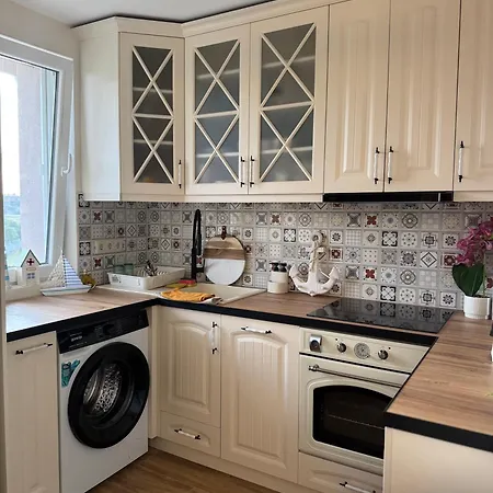 Sinemorets Blue شقة سينيموريتس