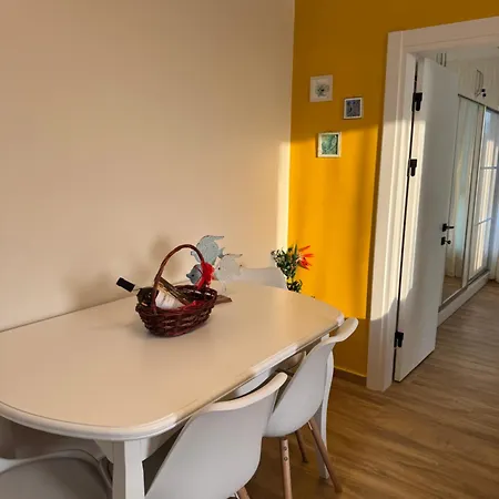 شقة Sinemorets Blue